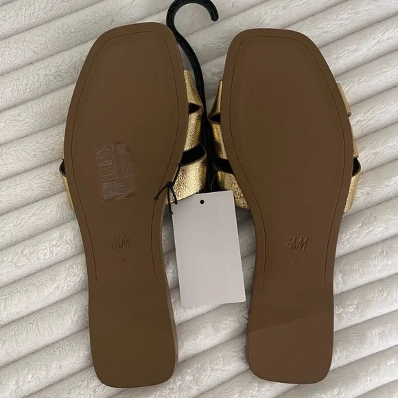 Gold Braided Sandals - Picture 4 of 4